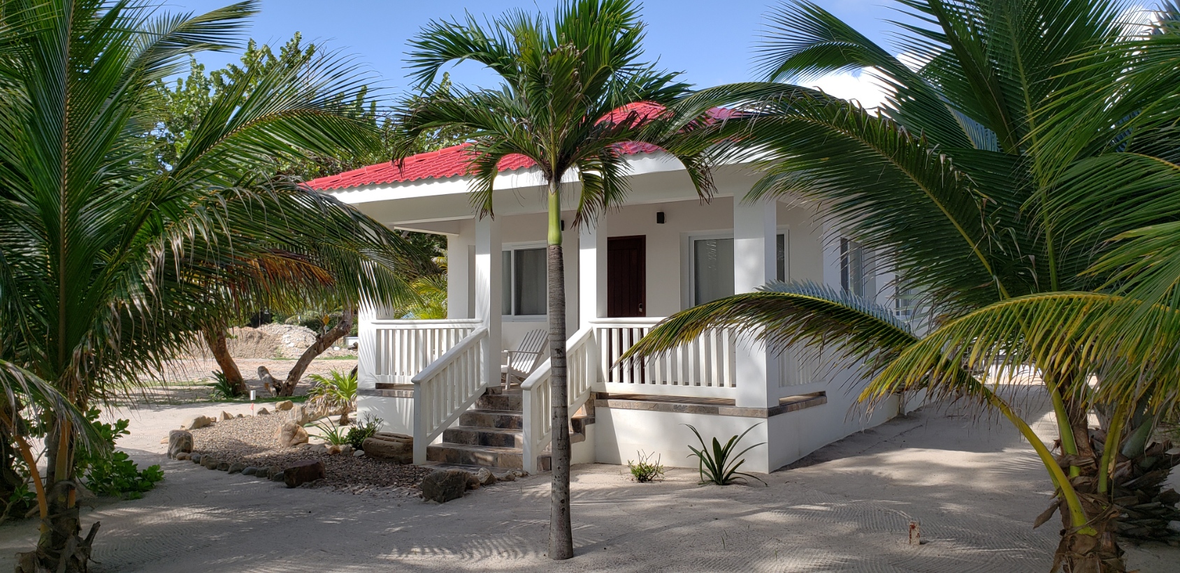 RE/MAX real estate, Belize, Maya Beach, King Size Cabana at Beachfront Condo Resort