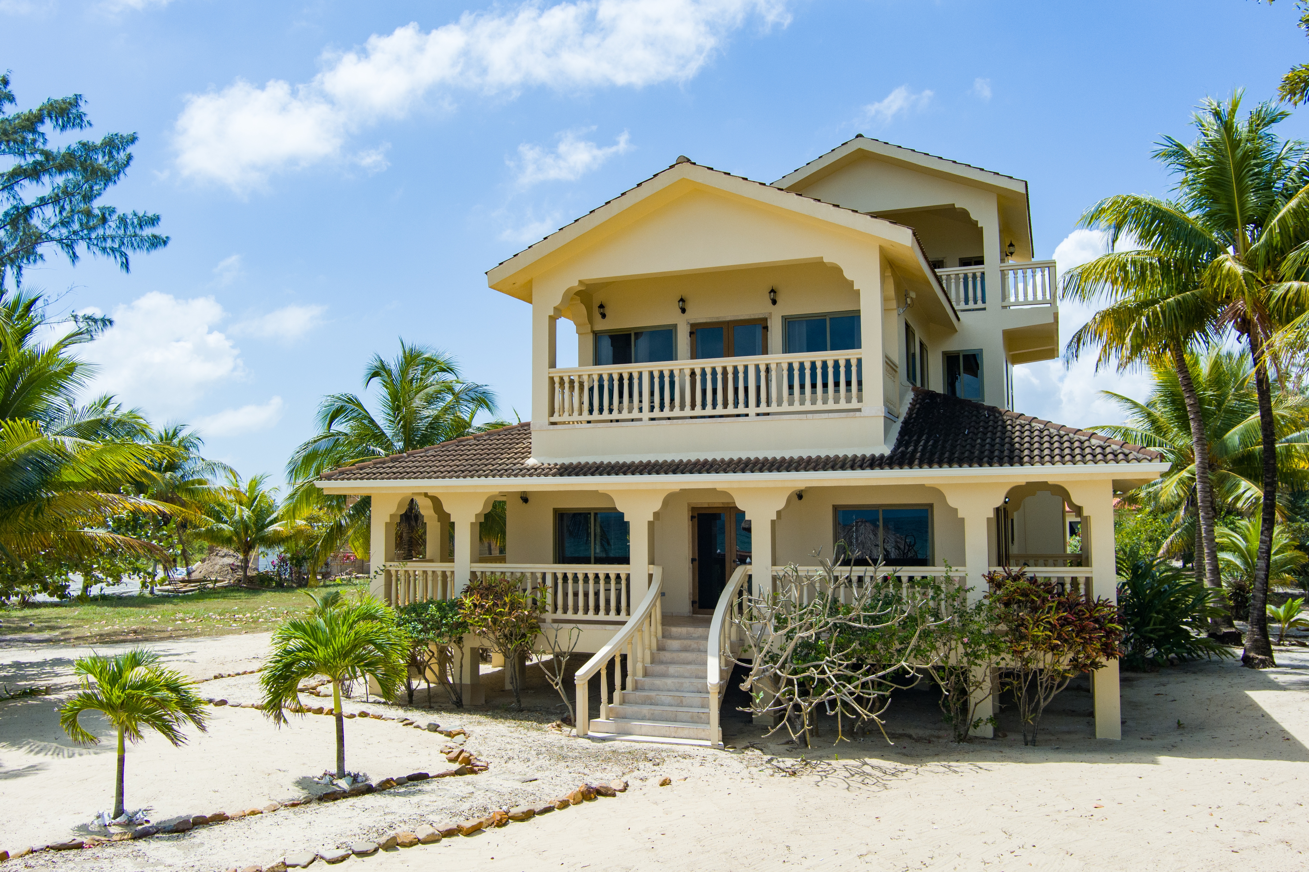 RE/MAX real estate, Belize, Placencia, Beach Estate Placencia Peninsula