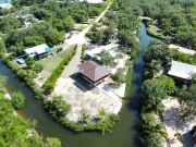 Rare Waterfront, Canal-Access Home in Placencia
